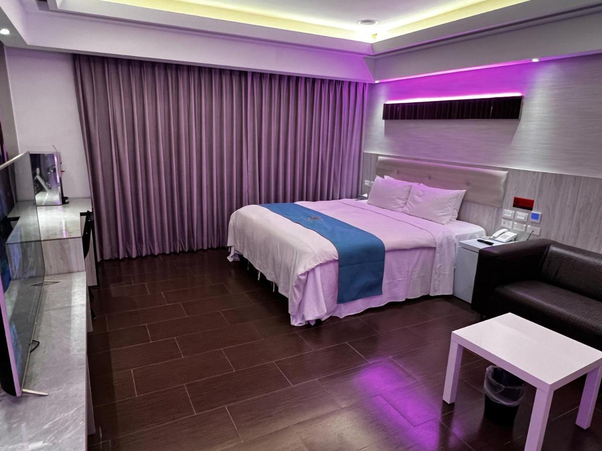 King Motel王者 桃園市旅館177號 Exteriör bild