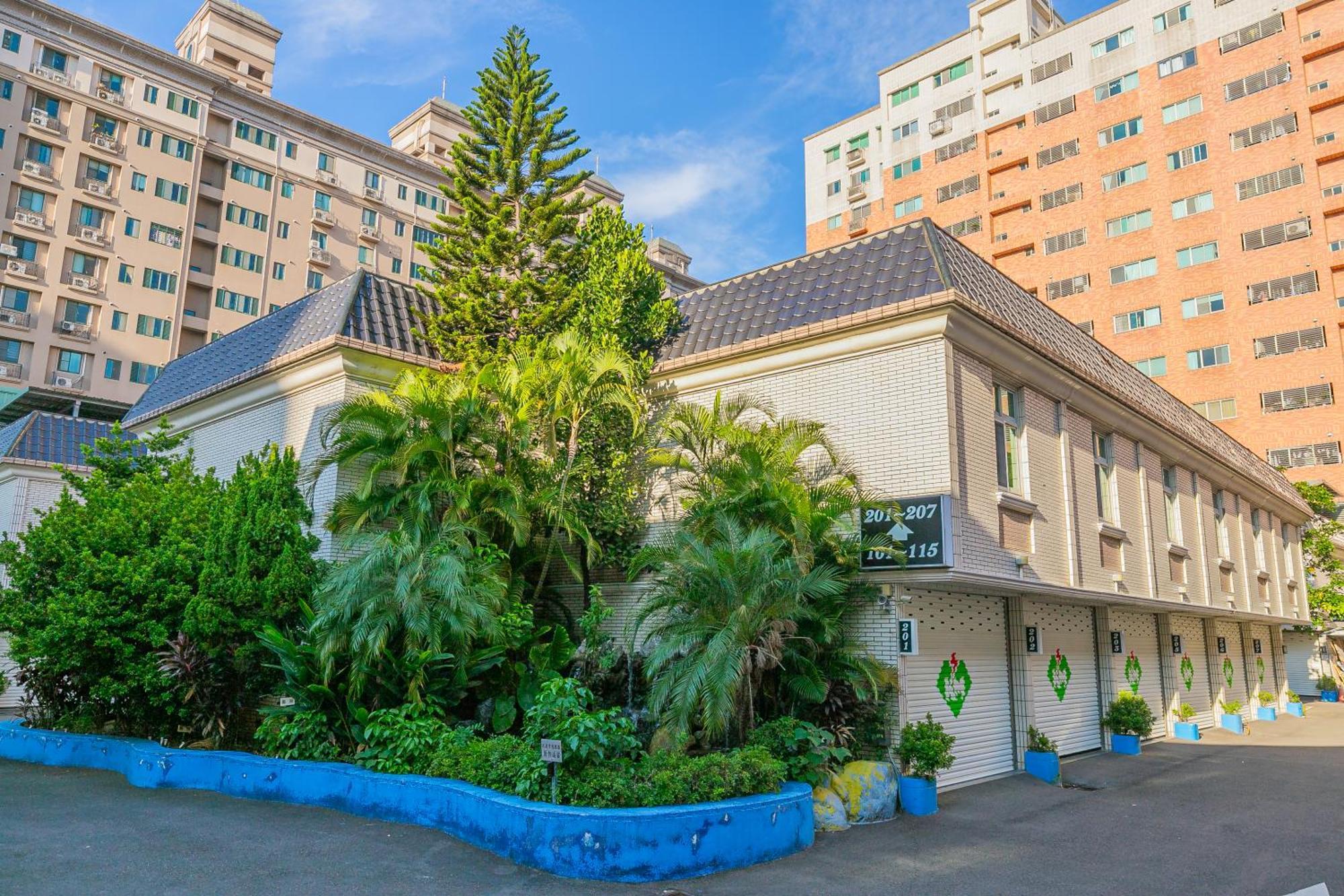 King Motel王者 桃園市旅館177號 Exteriör bild