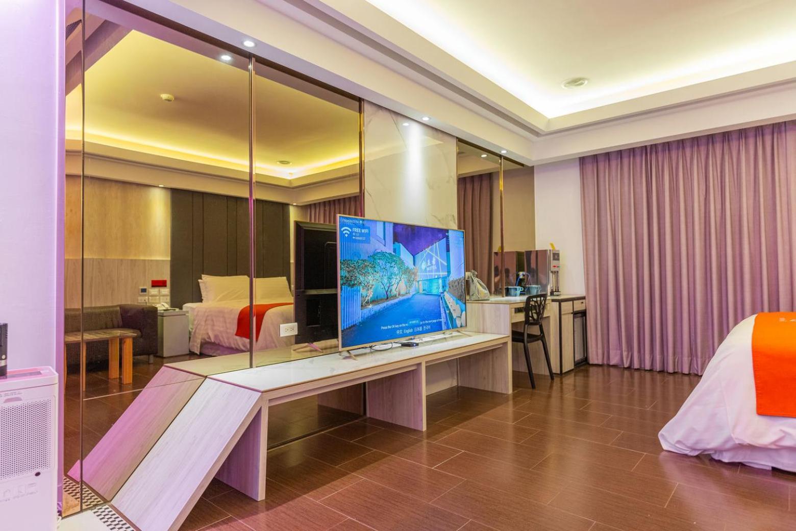 King Motel王者 桃園市旅館177號 Exteriör bild
