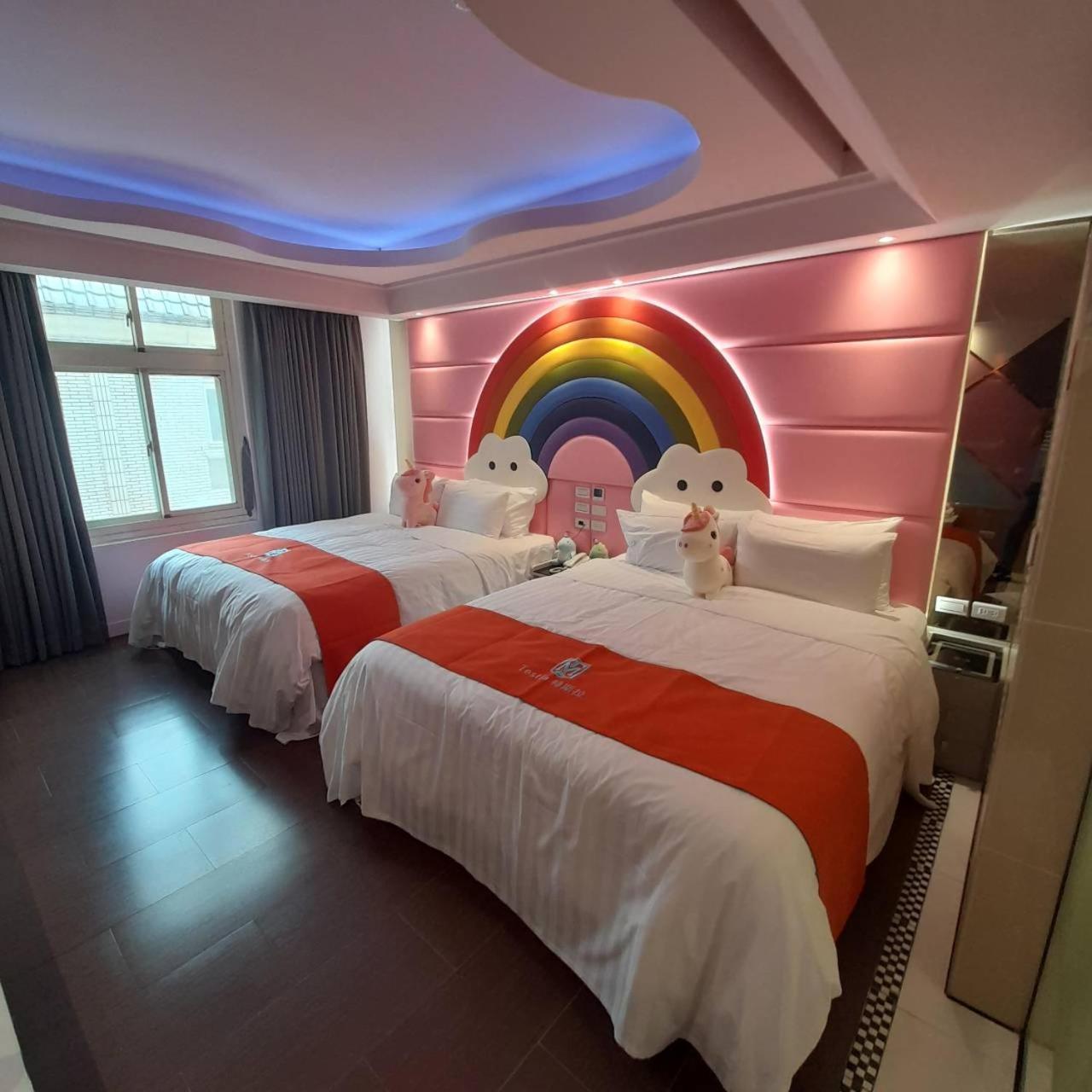 King Motel王者 桃園市旅館177號 Exteriör bild