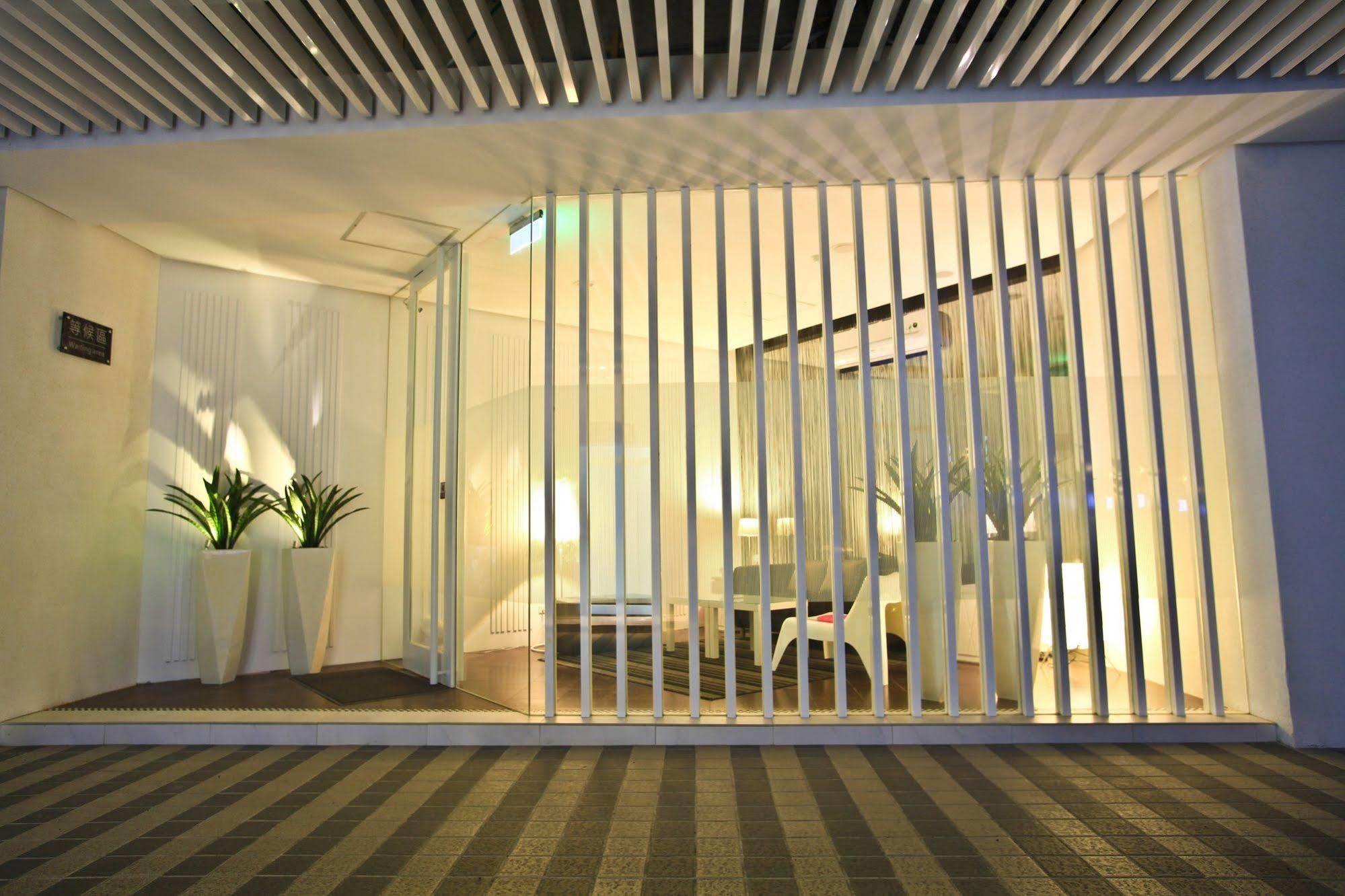 King Motel王者 桃園市旅館177號 Exteriör bild